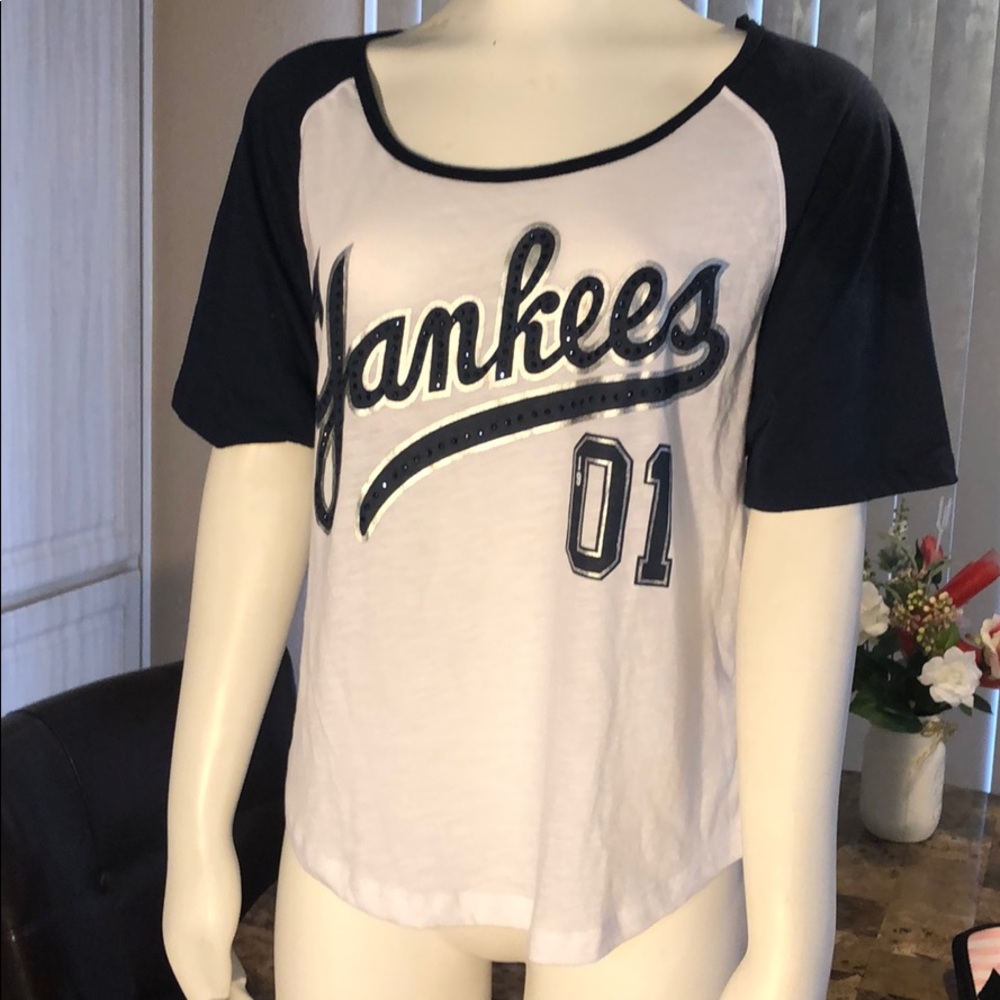 VICTORIA SECRET PINK YANKEES, 5TH OCEAN SHIRT SZ S